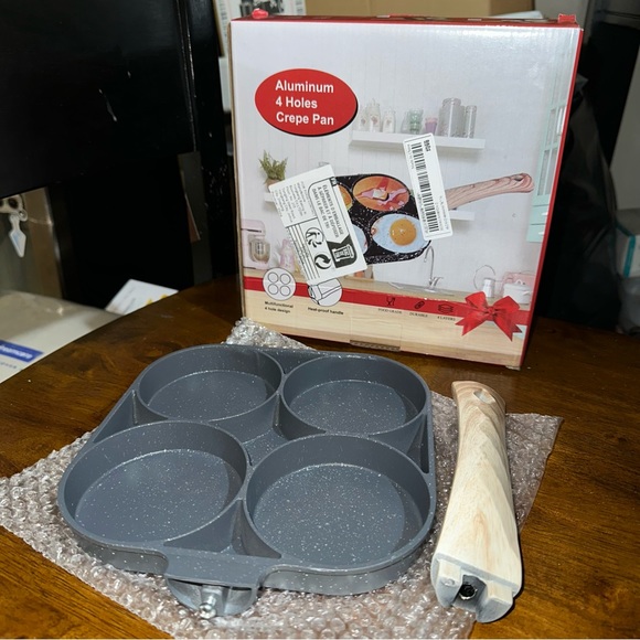 1pc Fry Pan For Egg, Non Stick Ham Pancake Maker w/ Wooden Handle, 4 holes - Picture 2 of 8